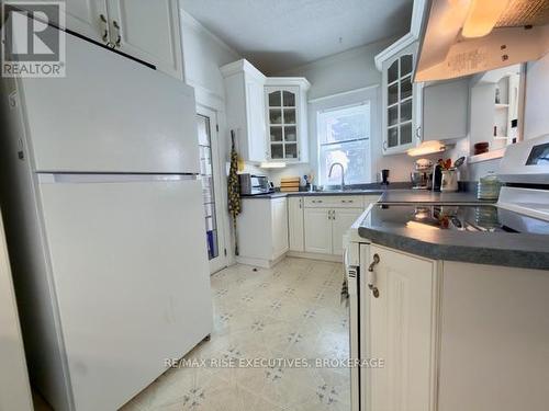 332 Main Street, Deseronto (Deseronto (Town)), ON - Indoor Photo Showing Kitchen