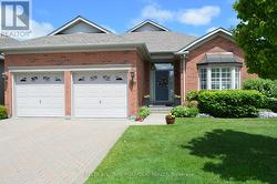 86 LEGENDARY TRAIL Whitchurch-Stouffville, ON L4A 1N6