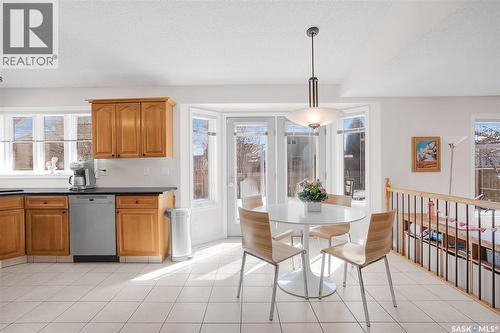 1022 Hurley Way, Saskatoon, SK - Indoor