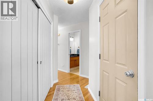 1022 Hurley Way, Saskatoon, SK - Indoor Photo Showing Other Room