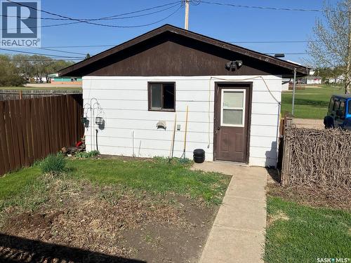 1103 3Rd Street W, Nipawin, SK - Outdoor