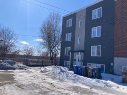 653 Rue Montcalm Shawinigan, QC G9N 4M6