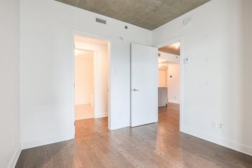 Chambre à coucher principale - 1253-101 Rue Peel, Montréal (Le Sud-Ouest), QC - Indoor Photo Showing Other Room