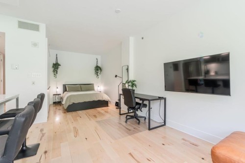 Chambre à coucher - 208-363 Rue St-Hubert, Montréal (Ville-Marie), QC - Indoor