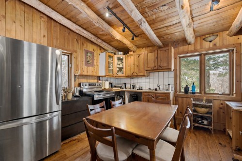 Autre - 225 Ch. Laurent, Saint-Adolphe-D'Howard, QC - Indoor