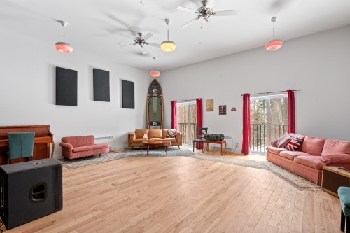 Autre - 225 Ch. Laurent, Saint-Adolphe-D'Howard, QC - Indoor