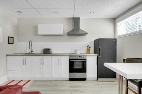 Cuisine - 167 Ch. Louis-Dufour, Saint-Sauveur, QC - Indoor Photo Showing Kitchen