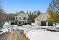 17 Rue de la McIntosh Brownsburg-Chatham, QC J8G 2R6