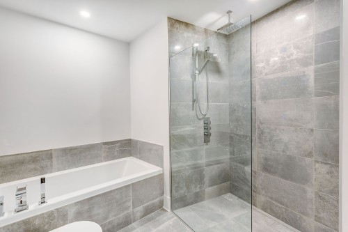 Salle de bains attenante à la CCP - 605-1025 Rue De La Commune E., Montréal (Ville-Marie), QC - Indoor Photo Showing Bathroom