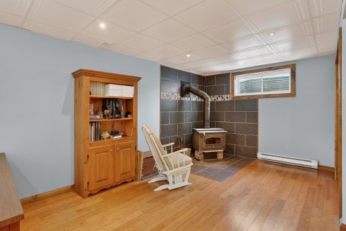Family Room - 462 Ch. Du Poète, Prévost, QC - Indoor