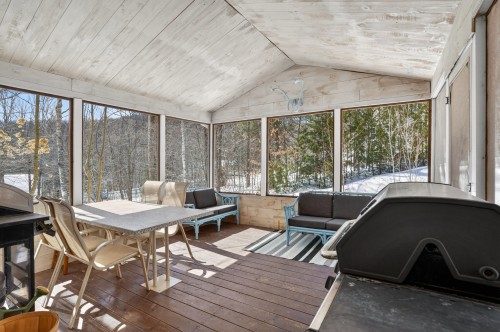 Veranda - 462 Ch. Du Poète, Prévost, QC -  With Exterior