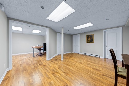 Salle familiale - 457 Rue Du Mimosa, Saint-Amable, QC - Indoor