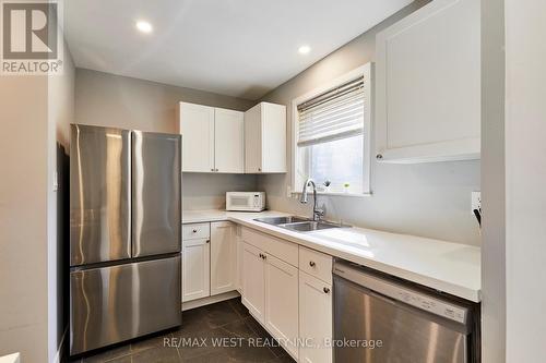 20 Mill Street, Markham, ON - Indoor Photo Showing Kitchen With Stainless Steel Kitchen With Double Sink