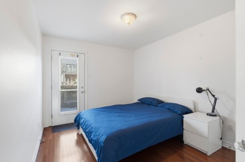 Bedroom - 202-5915 Rue Hochelaga, Montréal (Mercier/Hochelaga-Maisonneuve), QC - Indoor Photo Showing Bedroom