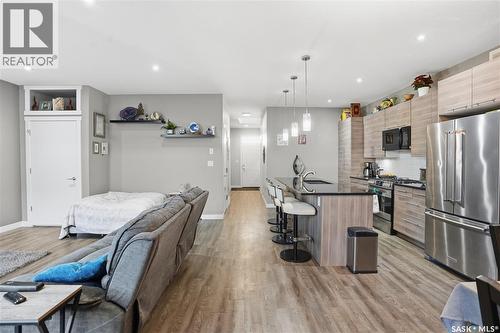 4202 Green Olive Way E, Regina, SK - Indoor Photo Showing Other Room