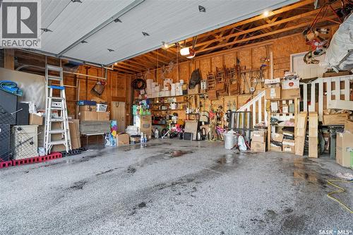 4202 Green Olive Way E, Regina, SK - Indoor Photo Showing Garage