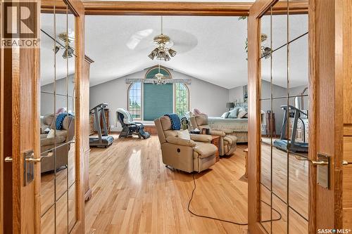 80 Bluebell Crescent, Moose Jaw, SK - Indoor Photo Showing Other Room