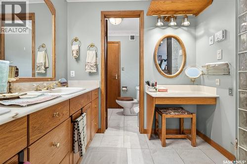80 Bluebell Crescent, Moose Jaw, SK - Indoor Photo Showing Bathroom