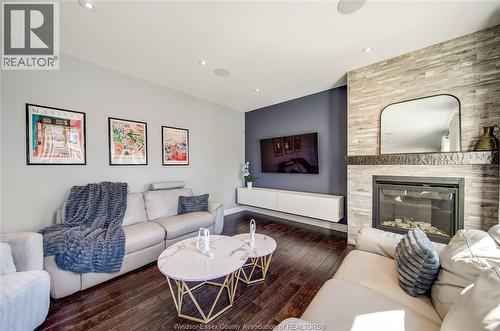 1380 Pascal Ave, Lakeshore, ON - Indoor Photo Showing Living Room With Fireplace
