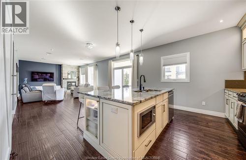 1380 Pascal Ave, Lakeshore, ON - Indoor Photo Showing Kitchen With Upgraded Kitchen