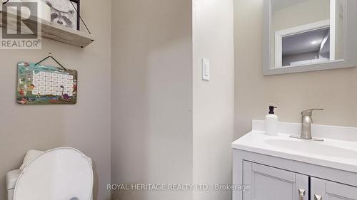Unit 3 - 100 Cromwell Avenue, Oshawa (Vanier), ON - Indoor Photo Showing Bathroom