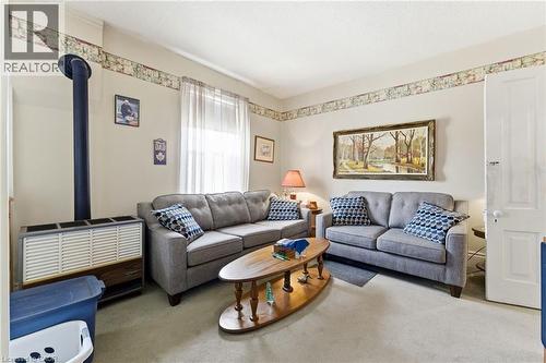 Unit C Living/Dining - 9 Willow Street, Paris, ON - Indoor Photo Showing Living Room
