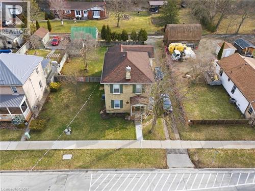9 Willow Street, Paris, ON - Outdoor