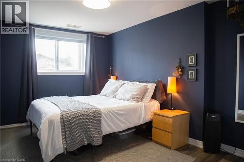 992 Windham Centre Road Unit# 4, Windham Centre, ON - Indoor Photo Showing Bedroom