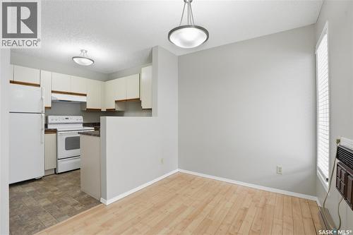 102 503 Tait Crescent, Saskatoon, SK - Indoor Photo Showing Kitchen