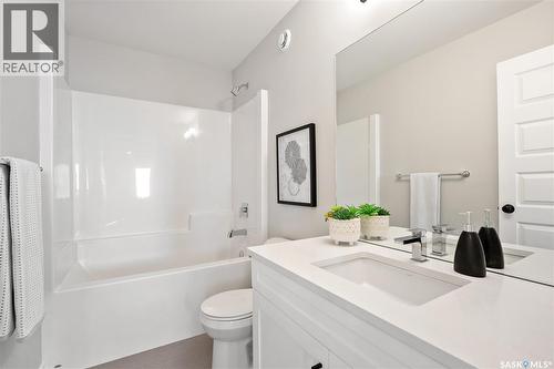 10 Vancouver Crescent, Pilot Butte, SK - Indoor Photo Showing Bathroom
