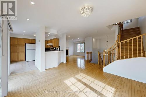 1591 Woodhenge Way, Mississauga, ON - Indoor