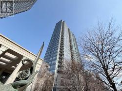 1607 - 15 GREENVIEW AVENUE Toronto, ON M2M 4M7