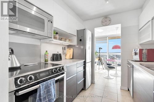 1805 - 323 Colborne Street, London East (East K), ON - Indoor Photo Showing Kitchen
