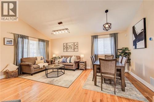 84 Endeavour Drive, Cambridge, ON - Indoor