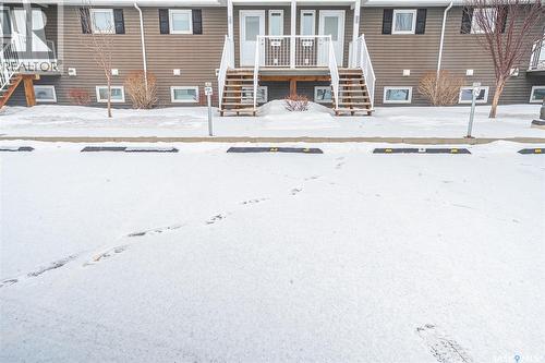 210 275 Pringle Lane, Saskatoon, SK - Outdoor
