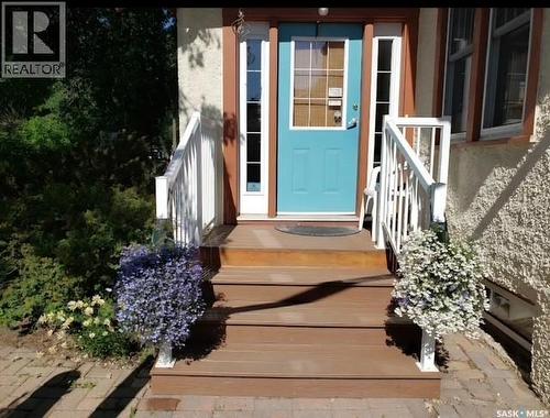 3230 13Th Avenue, Regina, SK - Outdoor