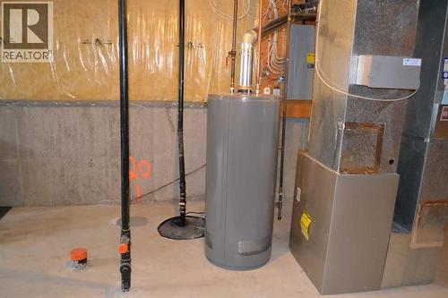 209 Lakeview Inlet, Chestermere, AB - Indoor Photo Showing Basement