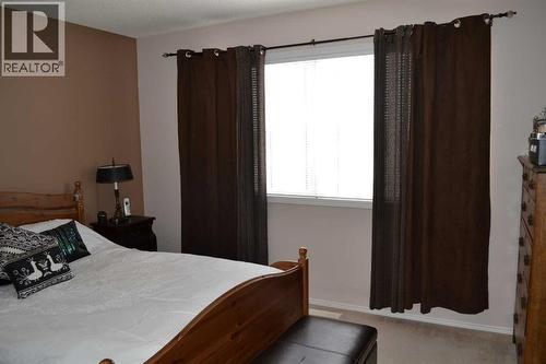 209 Lakeview Inlet, Chestermere, AB - Indoor Photo Showing Bedroom