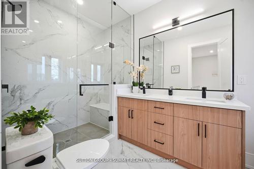 1228 Alexandra Avenue, Mississauga, ON - Indoor Photo Showing Bathroom