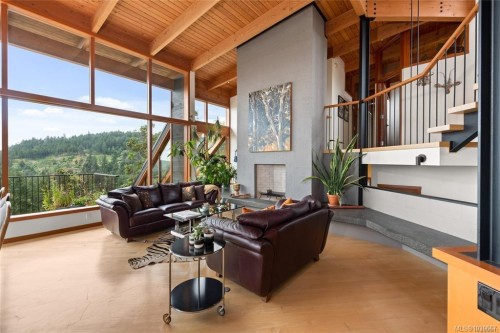 122 Jasper Rd, Salt Spring, BC 