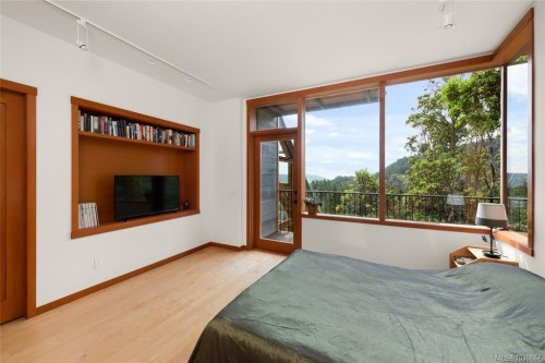 122 Jasper Rd, Salt Spring, BC 