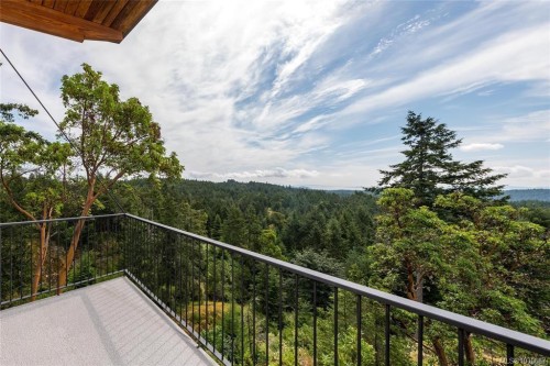 122 Jasper Rd, Salt Spring, BC 