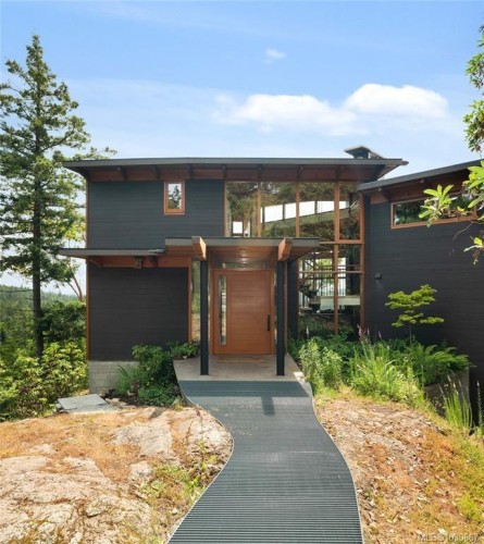 122 Jasper Rd, Salt Spring, BC 