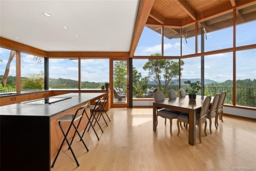 122 Jasper Rd, Salt Spring, BC 