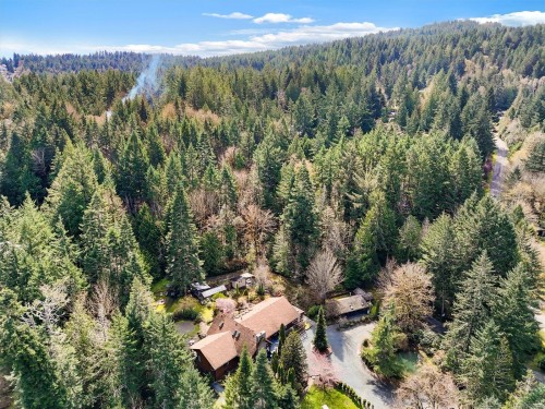 6907 Sellars Rd, Sooke, BC 