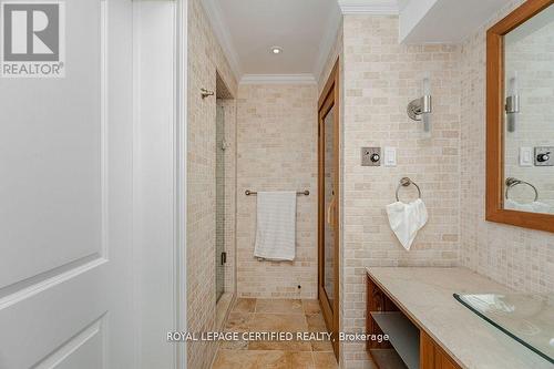 2197 Courrier Lane, Mississauga, ON - Indoor Photo Showing Bathroom
