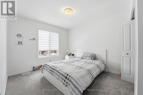 36 Jargeau Road, Ottawa, ON - Indoor Photo Showing Bedroom