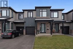 36 JARGEAU ROAD Ottawa, ON K1W 0S7