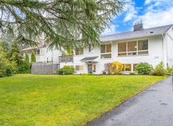 2445 Holyrood Dr Nanaimo, BC V9S 4K7