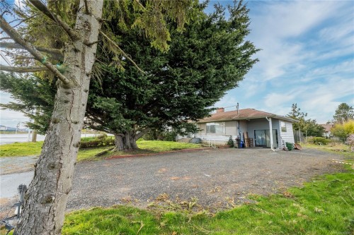 2090 Beacon Ave West, Sidney, BC 